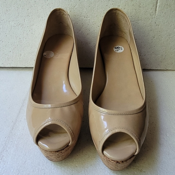 Jimmy Choo Nude Patent Parley Cork Wedge Pumps Size 38.5 - Picture 2 of 6